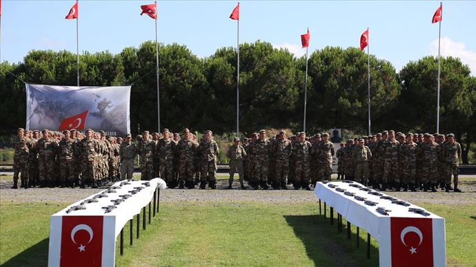 Askerlik yemin törenine, ailesi olarak katıldın mı?
