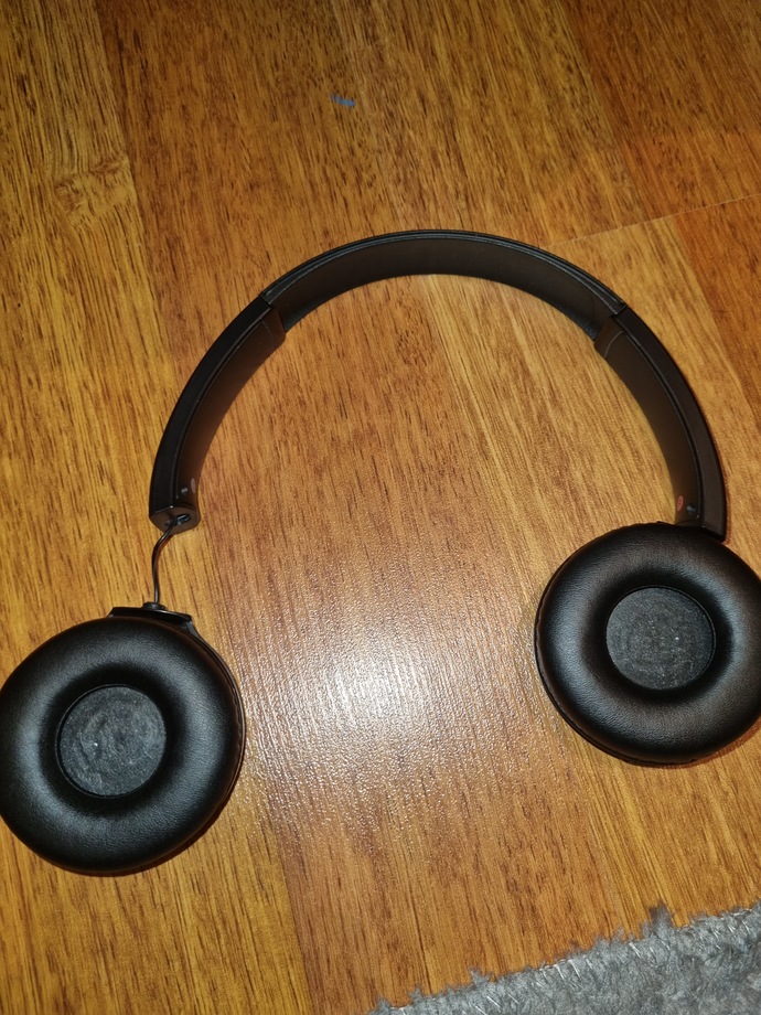 Sony markası bi kulaklığım var g*rizekalı kardeşim sayesinde kırıldı neyse 2 yıl garantisi var yaparlar mı kulaklığı?