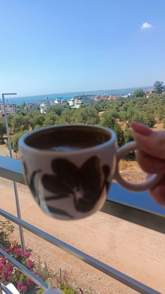 En son gezip gördüğünüz yerden kendinize ait bir fotoğraf atar mısınız?