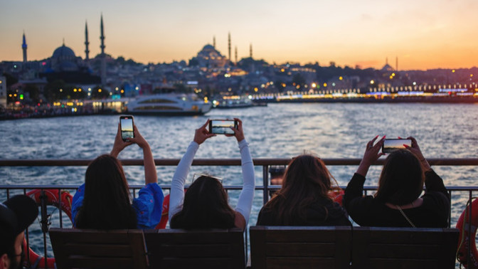 Daha fazla insanla tanışma ve yeni arkadaşlar edinme fikri seni heyecanlandırıyor mu?