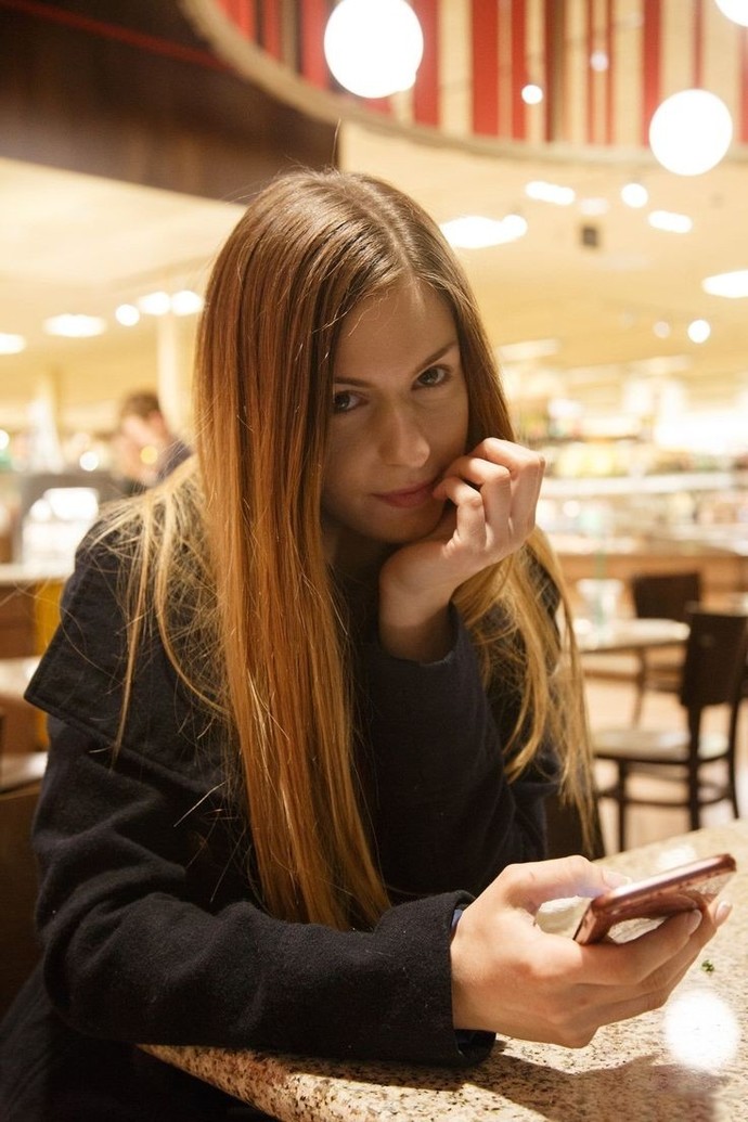 Kafe/restorant da siparişi beklerken telefonunuz ile vakit geçirir misiniz?