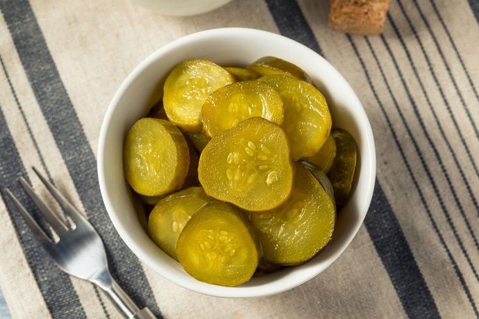 Turşu en çok hangi yemeğin yanına yakışıyor?