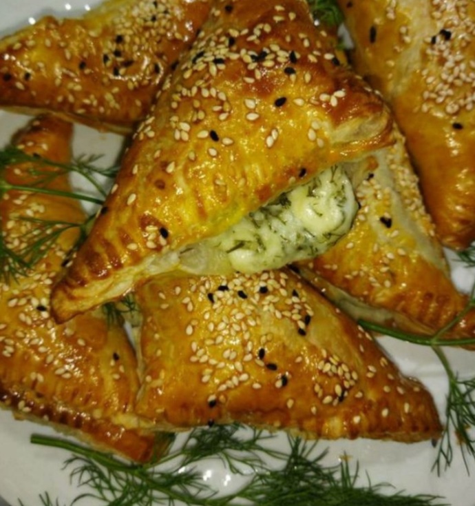 Dereotlu milföy böreğini sever misiniz?