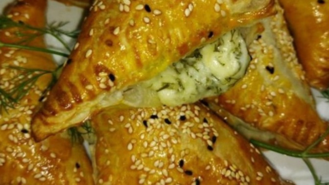 Dereotlu milföy böreğini sever misiniz?