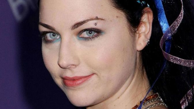 Piercing kullanmanın yaşı olur mu?