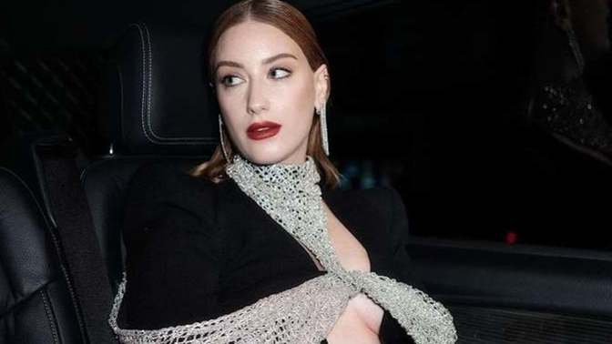 Hazal Kaya: "Astroloğuma sormadan adım atmam" dedi. Astrolojiyle aranız nasıl?