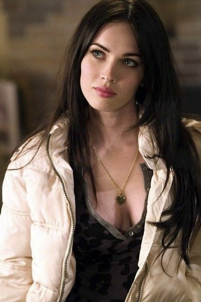 Megan fox’un gençliği nasıl çok mu güzel yoksa abartılıyor mu?