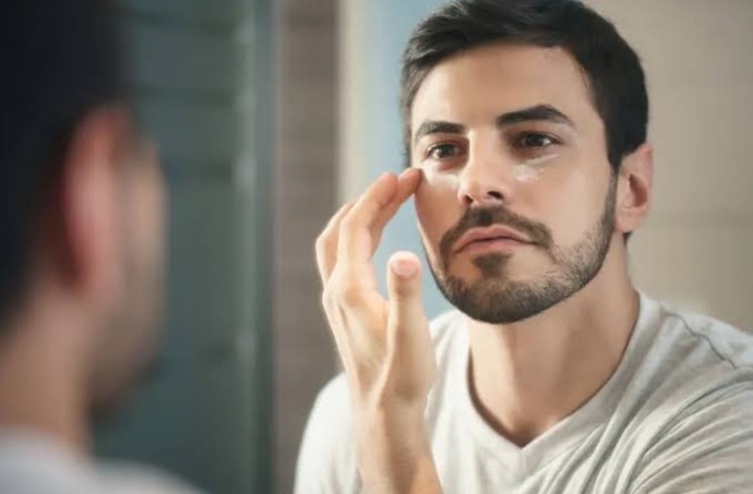 Sizce bir erkek ne kadar bakımlı olmalıdır?