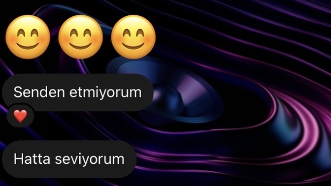Erkekler arkadaş olarak gördüğü birine böyle seviyorum yazar mı?