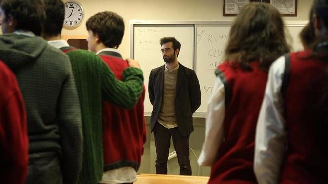 Sizin hayatınızı her anlamda çok etkileyen bir öğretmeniniz oldu mu?