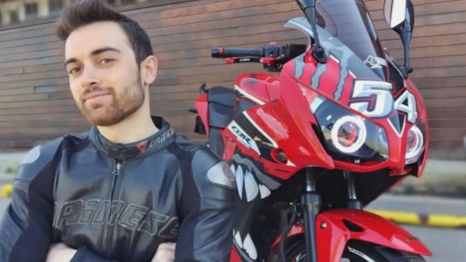 Motorcu sosyal medya fenomeni uyuşturucu taşırken yakalanmış. Zenginliğe normal yollardan ulaşan kalmadı mı?