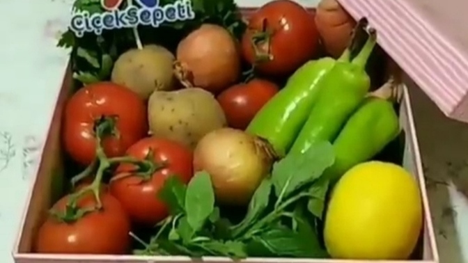 X eniştenizin hava yollarında değil kollarında uçayım, dedikten sonra gönderdiği hediyeye bakar mısınız?
