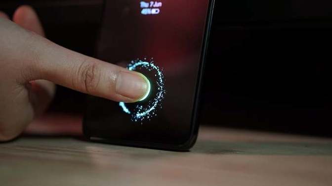Telefonlarda parmak izi okuyucu nerede olmalı?