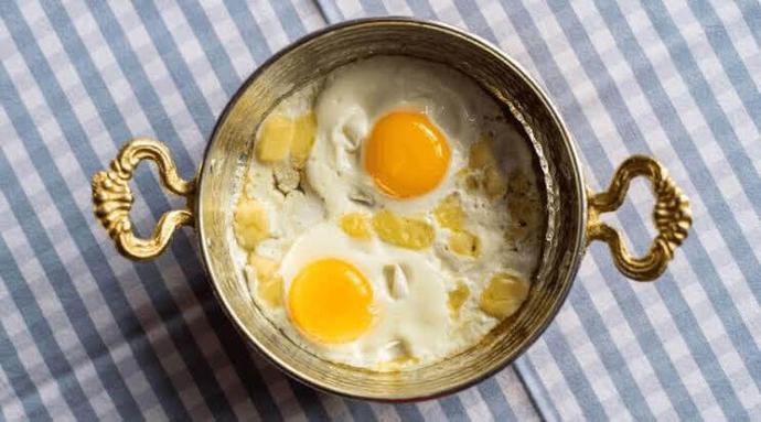 Kahvaltı da yumurtanızı haşlanmış mı sahanda mı tercih ediyorsunuz ?