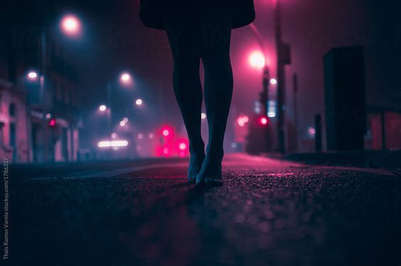 Hedefine yürüdüğün yolda sana köstek olanları o yolda görsen ne düşünürsün?