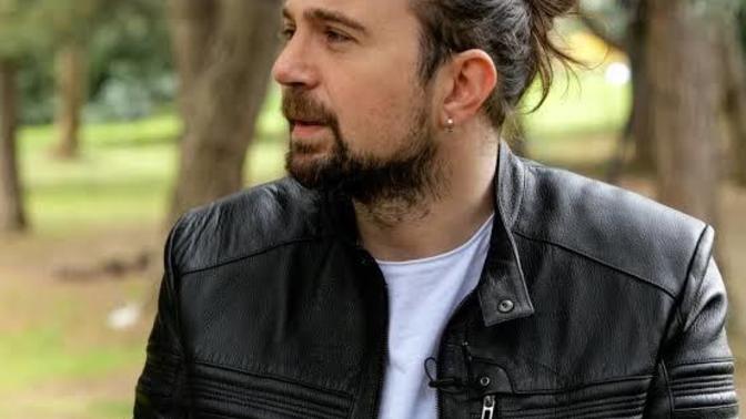 Uzun saçlı erkekler daha mı çekicidir?
