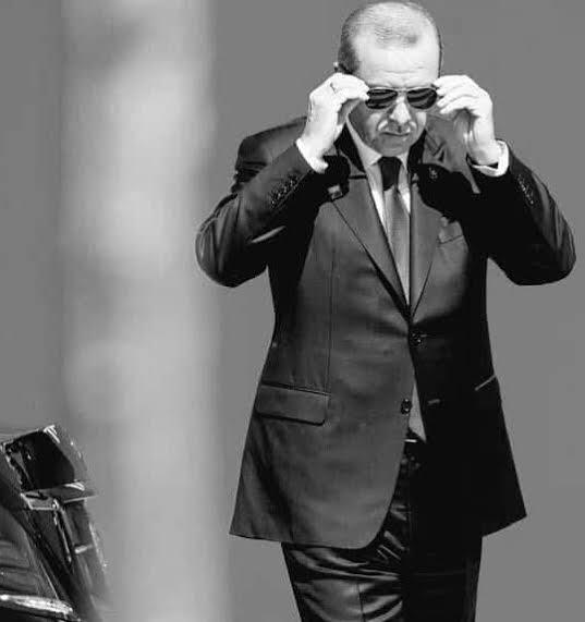 Tayyip Erdogan neden yenilmiyor?