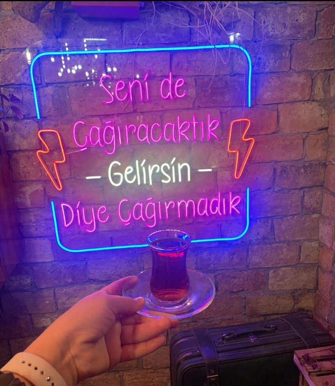 İnsanlarda en gıcık olduğun 3 hareket nedir?