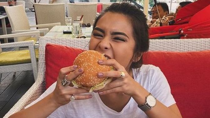 Kaç hamburger yerseniz doyarsınız?