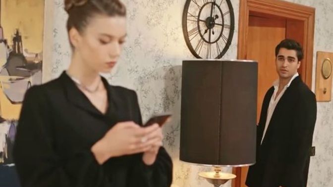 Birini sevip unutamasanız sosyal medyadan arayıp bulur musunuz?