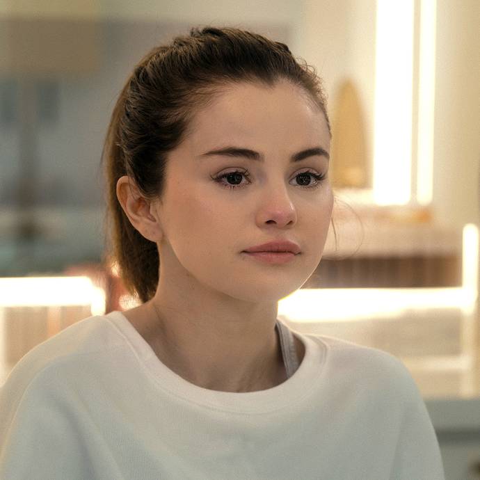 Selena gomez neden bunu kendine yapıyor?