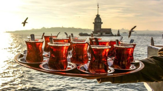 Sabah olunca çay mı yoksa kahve mi tercih edersiniz?