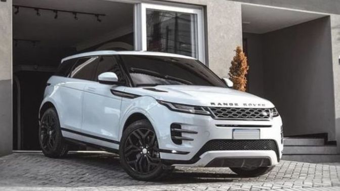 2023 kasa, sıfır Mercedes c200 mü yoksa 2021 veya 2023 kasa Range Rover Evoque mi?