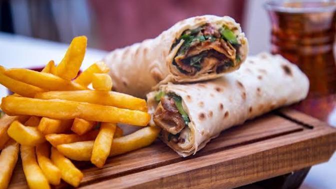 Döner yerken Hatay usulü mü yoksa normal mi tercih ediyorsunuz?