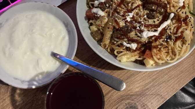Bana yemeğe gelseniz size ne yemek yapardım söyleyeyim mi 🍝?