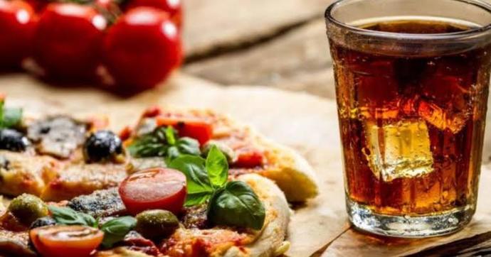 Yemeklerin yanında favori içeceğiniz nedir?