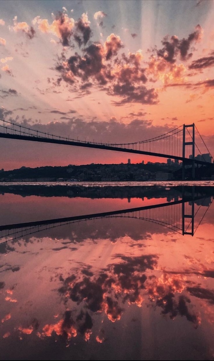 En güzel ekran fotoğrafını seçiyoruz! Bilgisayarının ya da telefonunun ana ekran fotoğrafını bizimle paylaşır mısın 🪐?