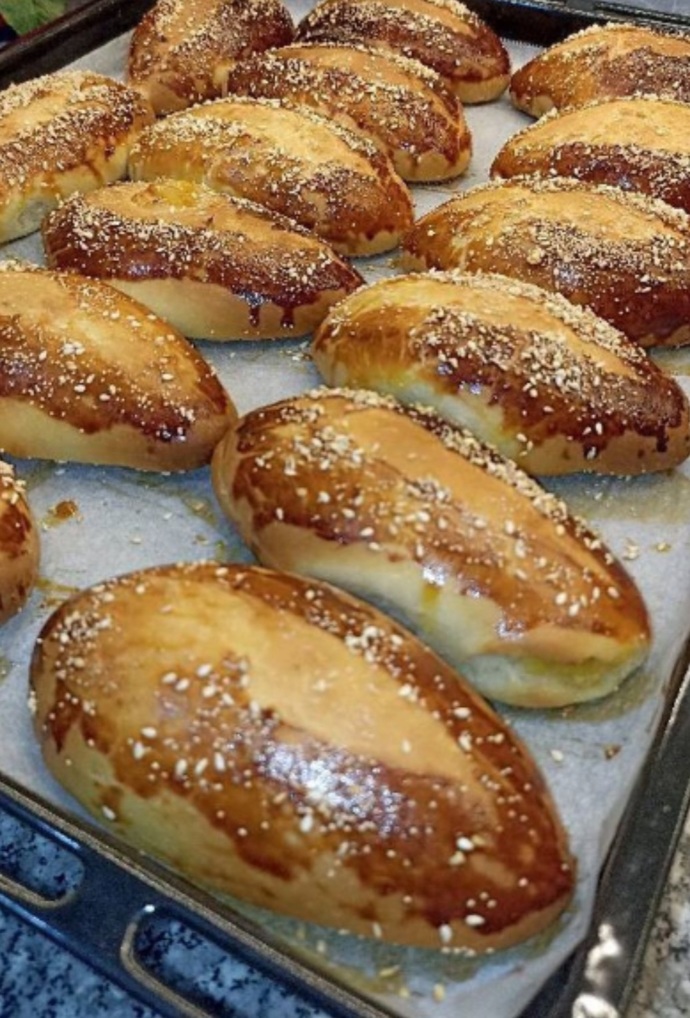 Patatesli poğaça mı yoksa zeytinli poğaça mı tercih edersin?