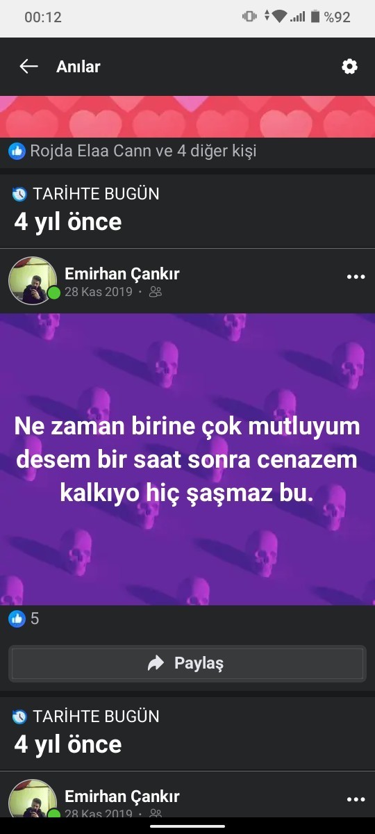 Mutluluğunu biriyle paylasir misin?