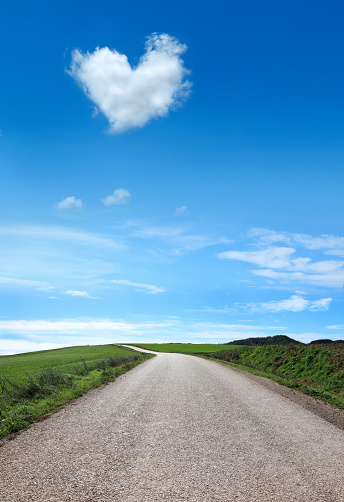 Kalbine giden yol uzun mudur?