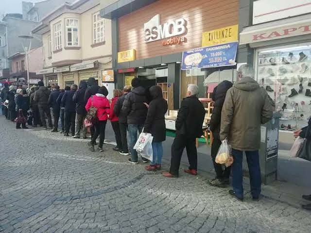İlk kez deneyeceğin bir şeyde bekleme sırasının neresinde olmak istersin?