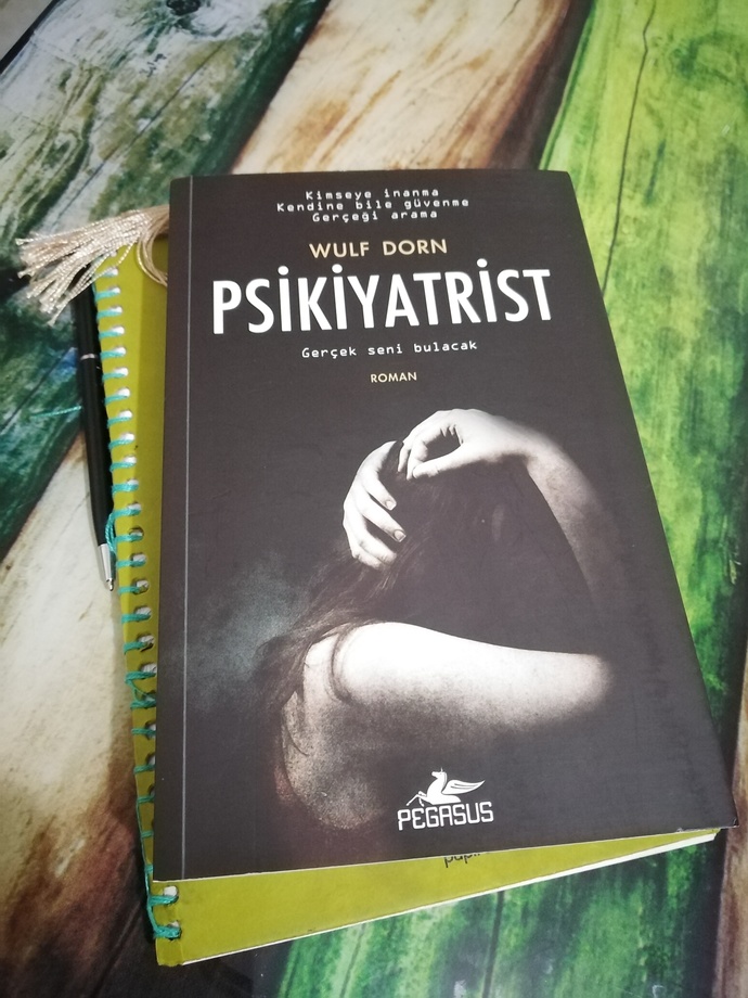 Güzel aşklı bi roman önerir misiniz?