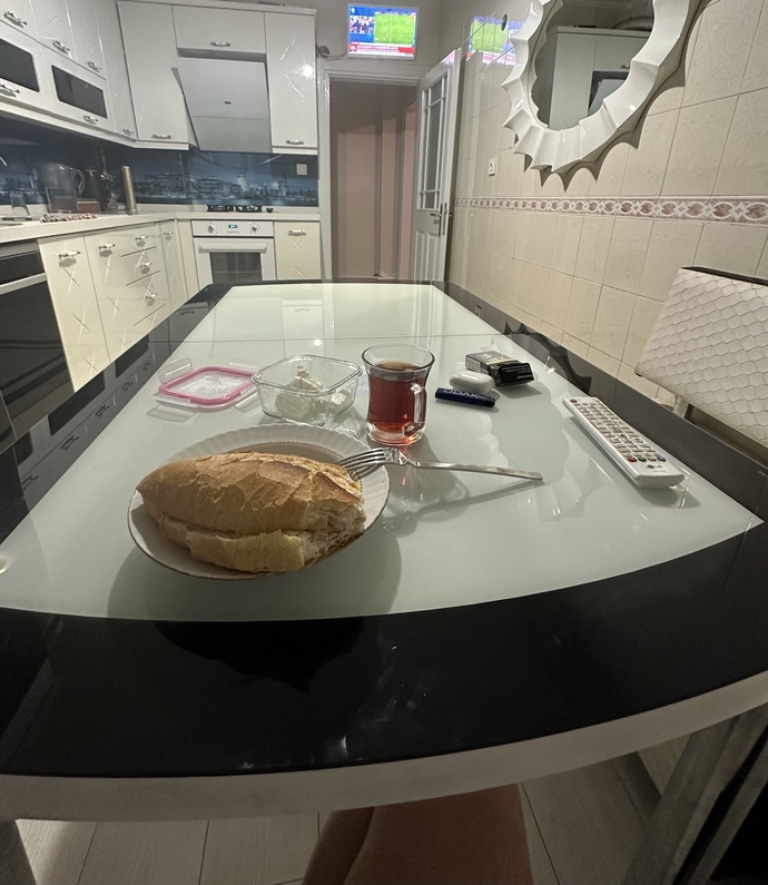 Akşamları ekmek arası yediğiniz oluyor mu?