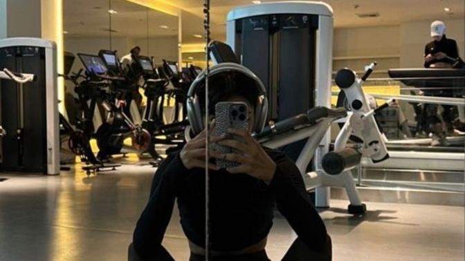 Spor salonundaki çocuktan hoşlanıyorum, nasıl tanışırım?
