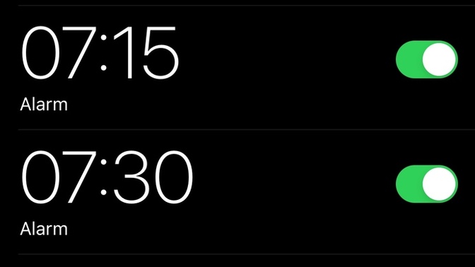 Kaç tane alarm ile uyanıyorsunuz?