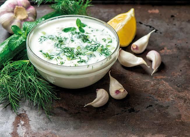 Cacık yaparken doğrama mı, rendeleme mi yapıyorsunuz?