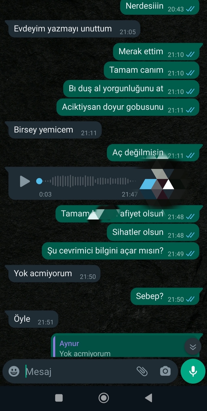 Kavga ettik ayrılmak istedi ama hala konuşuyor?