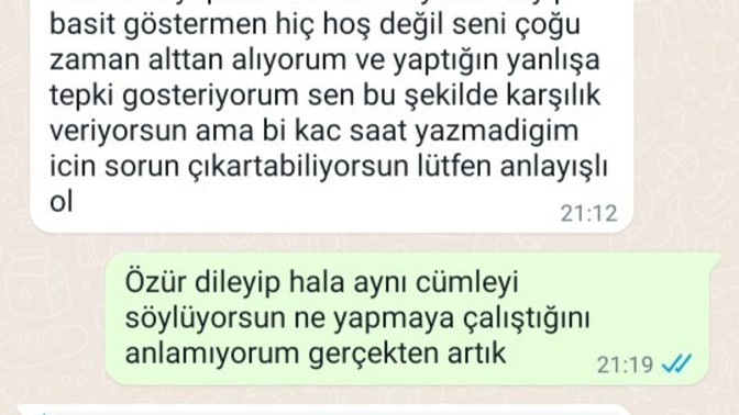 Çok kötüyüm, sevgilim bir anda ayrıldı ufak bir sebeple. Bakar mısınız?