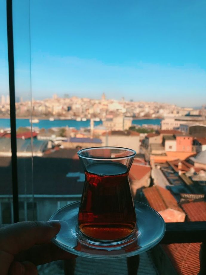 "Gökleri kuşlara, yerleri insanlara daraltmayın "