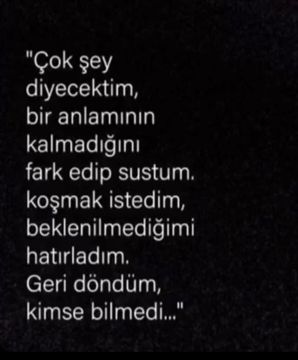 Hangi Mevsimin Rüzgarıdır Aşk? Ne Yana Dönsem Yüzüme Hüzün Eser?