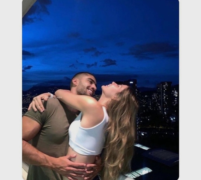 Sekste sınırları olan partnerle birlikte olan çiftler mi daha mutlu, yoksa sınırı olmayan partnerle olan çiftler mi mutlu?