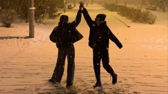 Karşı cinsinizin hangi özelliği sizi kendine bağlar?