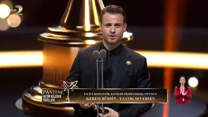 Kerem Bürsin'in ödül konuşması sosyal medyayı ikiye böldü. Sence itici mi, sempatik mi?