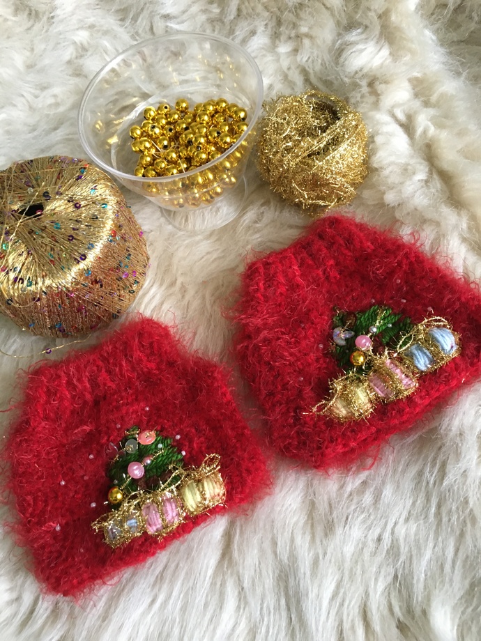 Eldivenleri kendim örüp süsledim. Sizce güzel olmuş mu 🎄🎁?