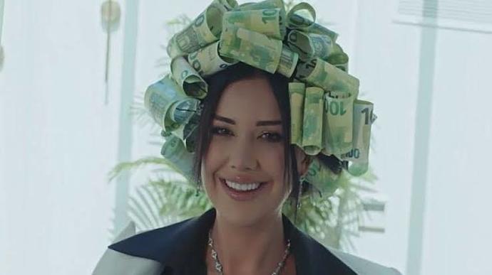 En itici tipler çok bilmişler değil mi?