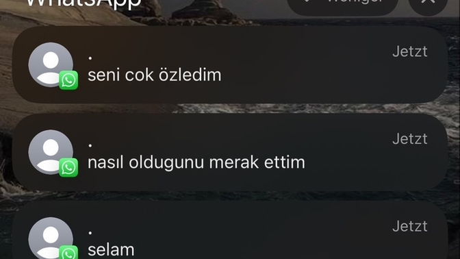 Seni özledim diye çatır çatır mesaj atan eski manitaya nasıl cevap verilir?